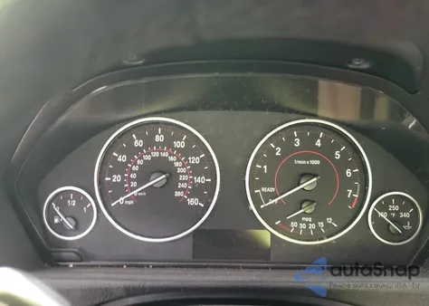 2016 BMW 328 Xi Sulev z USA, uszkodzony, nr VIN WBA8E3G56GNU38751